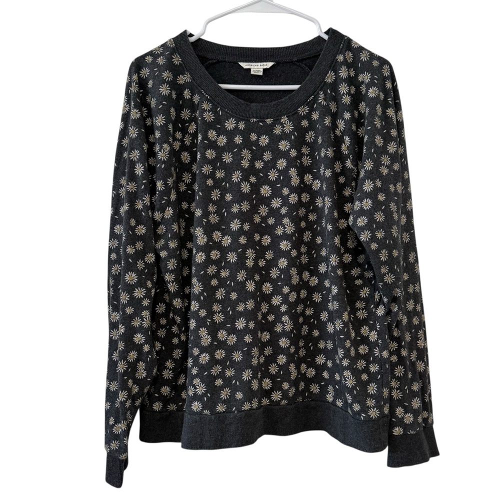 American Eagle Outfitters Black Floral Sweatshirt